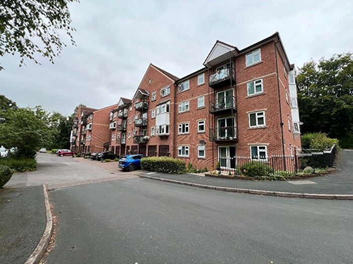 2 Bedroom Flat To Rent In Northfield Mews, Wetherby, West Yorkshire, LS22