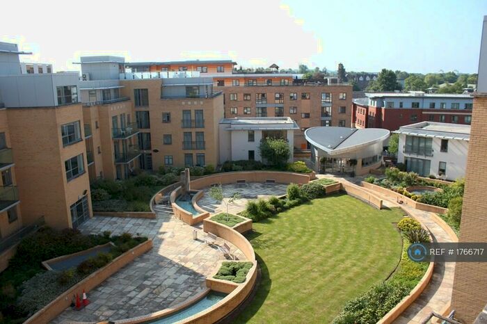 2 Bedroom Flat To Rent In The Belvedere, Cambridge, CB2