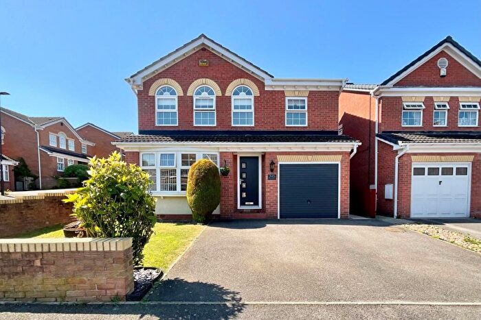 4 Bedroom Detached House For Sale In John Hibbard Avenue, Sheffield, S13