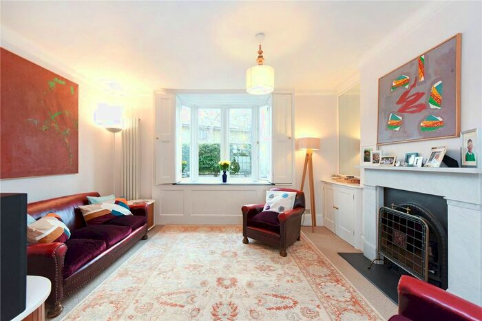 3 Bedroom Detached House To Rent In Church Crescent, London, E9