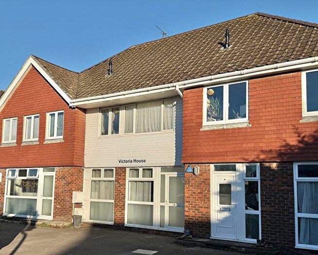 1 Bedroom Flat To Rent In Henfield Road, Henfield, BN5