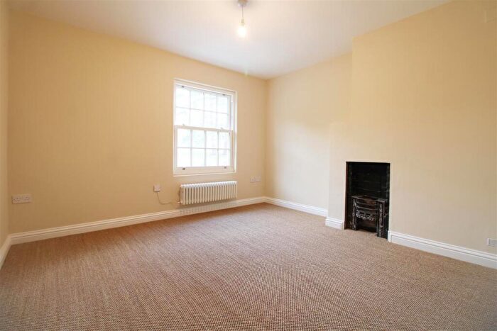3 Bedroom End Of Terrace House For Sale In Enville Road, Kinver, DY7