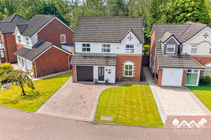 5 Bedroom Detached House For Sale In Wharfedale Close, Blackburn, BB2