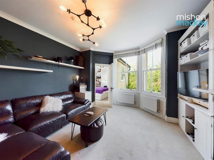 1 Bedroom Flat To Rent In Sackville Road, Hove, BN3