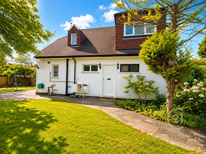 4 Bedroom Detached House To Rent In Bramshaw Rise, New Malden, KT3