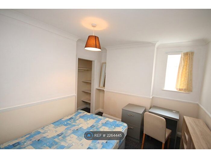 6 Bedroom Semi-Detached House To Rent In Wycliffe Road, Bournemouth, BH9