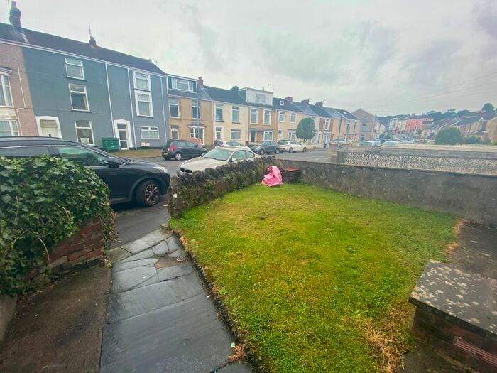 4 Bedroom Terraced House To Rent In Brunswick Street, Swansea, SA1