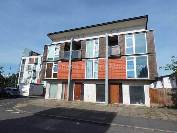 3 Bedroom End Of Terrace House For Sale In Bell Crescent, Beswick, Manchester, M11