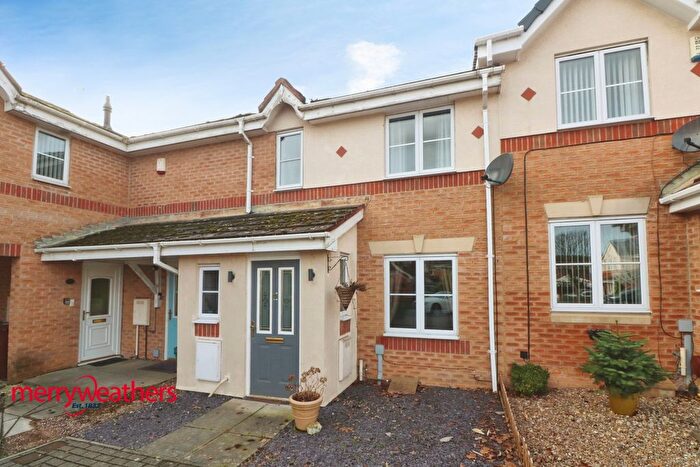 3 Bedroom Terraced House For Sale In Leyfield Place, Wombwell, Barnsley, S73