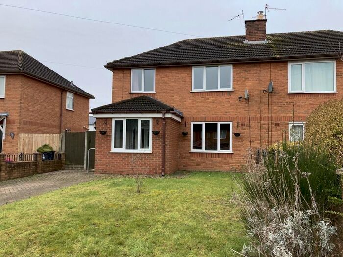 3 Bedroom Semi-Detached House To Rent In Westfield, Caldicot, NP26