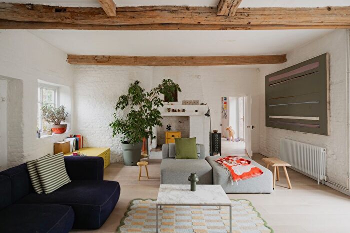 4 Bedroom Detached House For Sale In Elizabethan House, Shudy Camps Park, Cambridgeshire, CB21