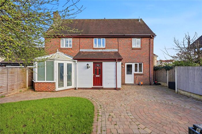 4 Bedroom Detached House For Sale In Abbotsleigh Road, South Woodham Ferrers, Chelmsford, Essex, CM3
