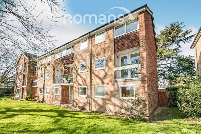 2 Bedroom Apartment To Rent In Morton Court, Reading, RG2