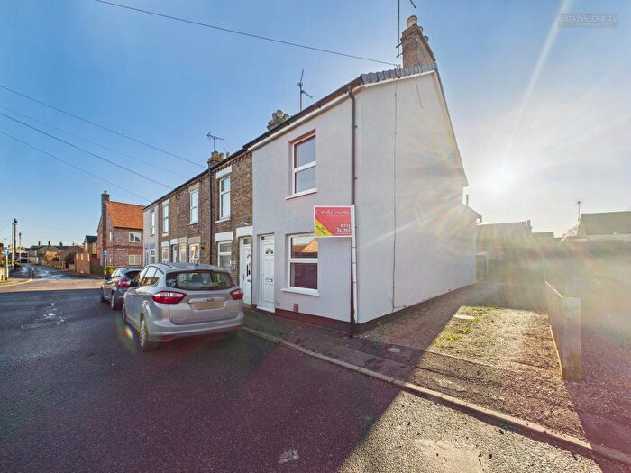 2 Bedroom End Of Terrace House For Sale In Horsegate Lane, Whittlesey, Peterborough, PE7