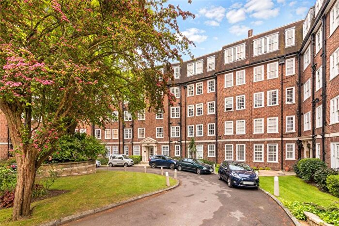 2 Bedroom Flat For Sale In Greenhill, Prince Arthur Road, NW3