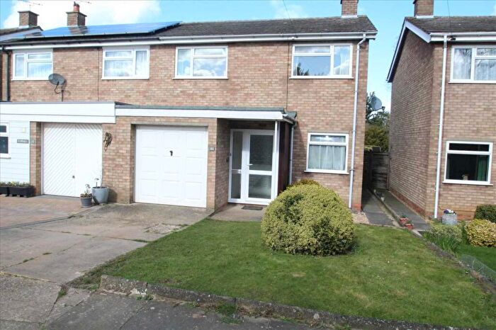 3 Bedroom Semi Detached House To Rent In Epsom Drive, Ipswich, IP1