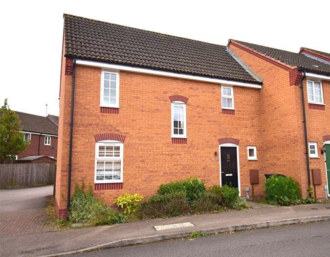 3 Bedroom Semi-detached House To Rent In Swallow Crescent, Ravenshead, Nottingham, Nottinghamshire, NG15