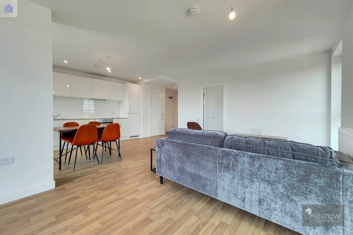 1 Bedroom Flat To Rent In Seven Sisters Road, London, N15
