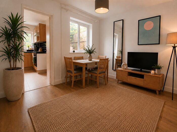 4 Bedroom Terraced House To Rent In Hereward Road, London, SW17