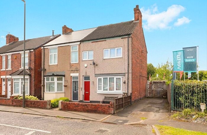 3 Bedroom Semi Detached House For Sale In Station Road, Whittington Moor, S41