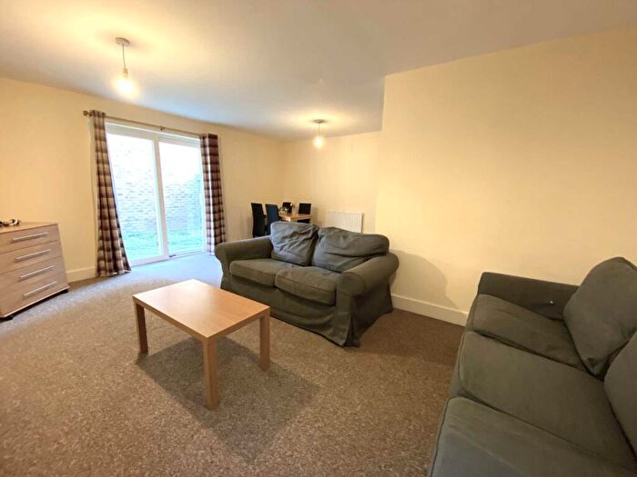 4 Bedroom Town House To Rent In Flagstaff Court, Canterbury, CT1