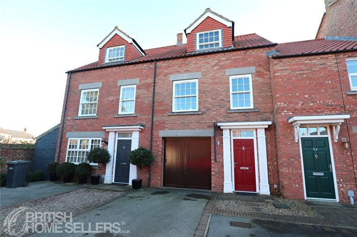 3 Bedroom Town House For Sale In Wilkinsons Court, Easingwold, York, North Yorkshire, YO61