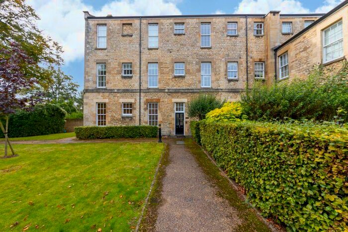 2 Bedroom Apartment To Rent In Mandelbrote Drive, Littlemore, OX4