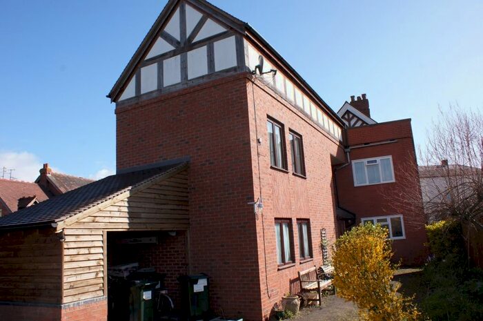 2 Bedroom Maisonette To Rent In Market Square, Tenbury Wells, WR15