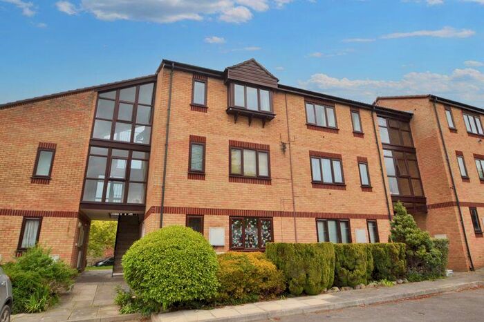 1 Bedroom Property To Rent In North Street, Nailsea, BS48