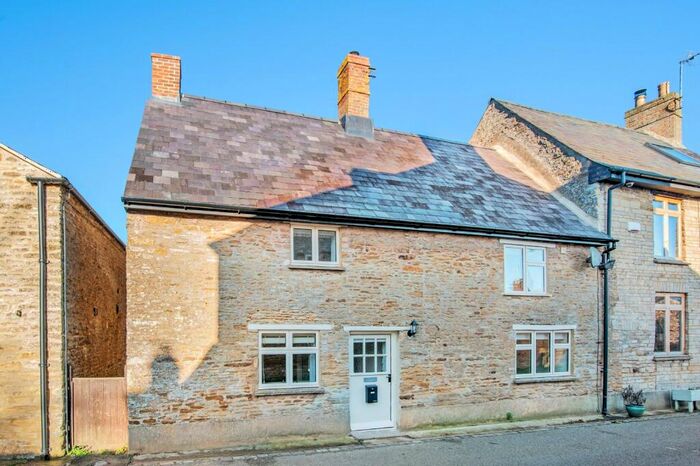 2 Bedroom Semi-Detached House To Rent In Queen Street, Farthinghoe, Brackley, Northamptonshire, NN13