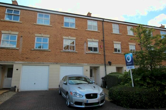 4 Bedroom Property To Rent In Paxton, Stoke Park, Bristol, BS16