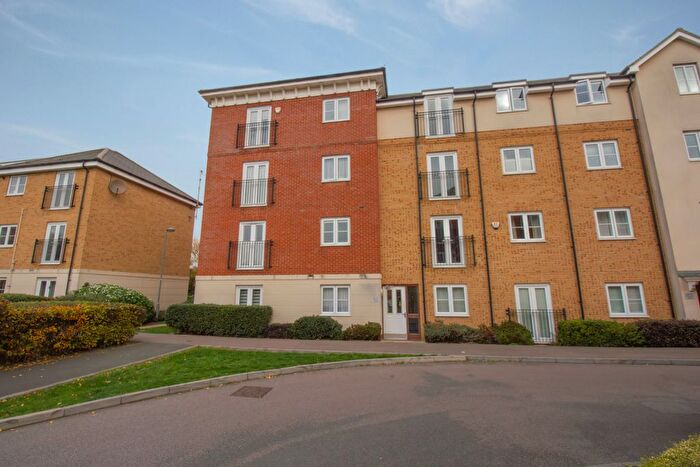 2 Bedroom Flat To Rent In Dodd Road, Watford, WD24