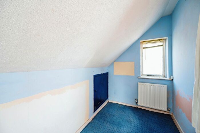 2 Bedroom Bungalow For Sale In Elm Close Estate, Hayling Island, Hampshire, PO11