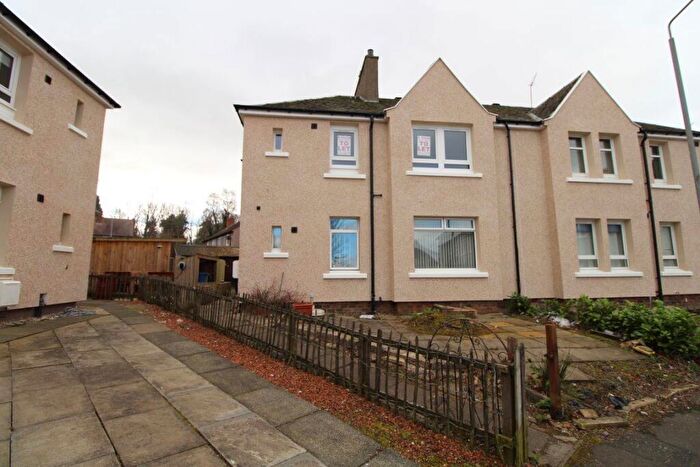2 Bedroom Flat To Rent In Woodview Terrace, Hamilton, ML3