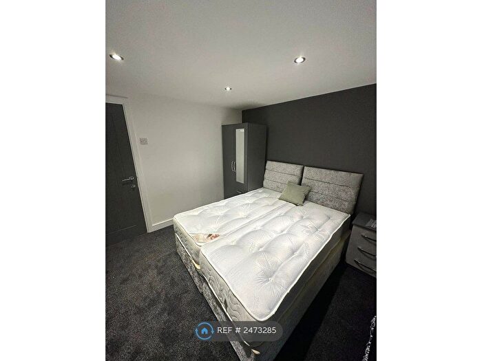 1 Bedroom Flat To Rent In Hanover Street, Swansea, SA1