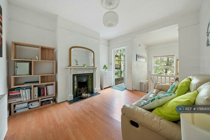 2 Bedroom Flat To Rent In Stavordale Road, London, N5