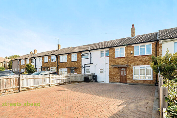 3 Bedroom Terraced House For Sale In Spa Hill, London, SE19