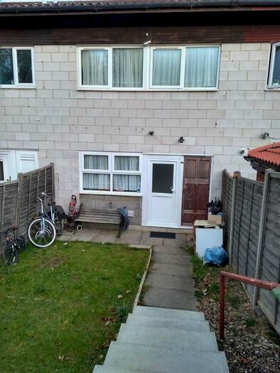 3 Bedroom Terraced House To Rent In Daniels Welch, Coffee Hall, Milton Keynes, MK6
