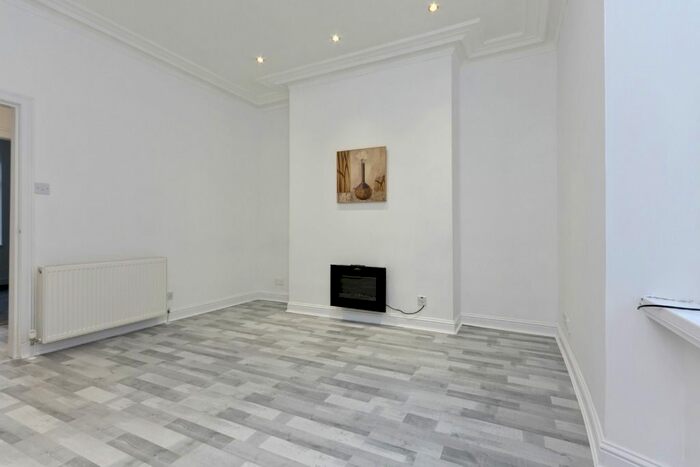 1 Bedroom Flat To Rent In Summerfield Terrace, City Centre, Aberdeen, AB24