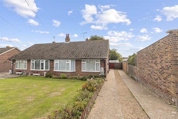 2 Bedroom Semi-Detached Bungalow For Sale In Greenleaf Gardens, Polegate, BN26