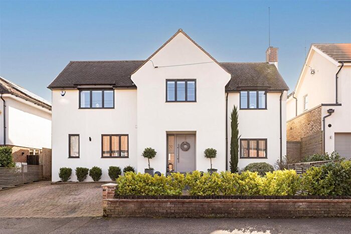 5 Bedroom Detached House For Sale In Granby Avenue, Harpenden, AL5