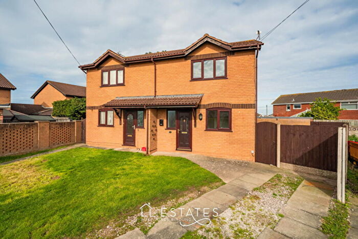 2 Bedroom Semi Detached House For Sale In Maple Avenue, Rhyl, LL18