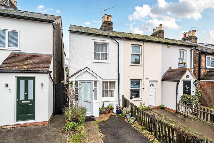 2 Bedroom End Terrace House For Sale In New Road, Croxley Green, Rickmansworth, WD3