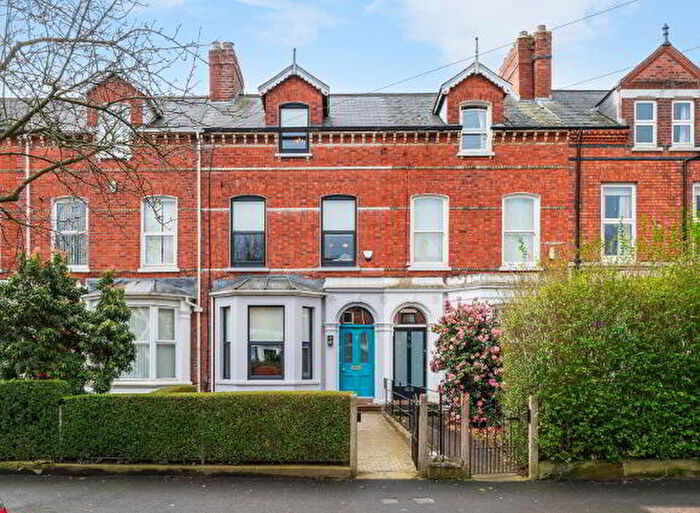 4 Bedroom Terrace House For Sale In South Parade, Belfast, BT7