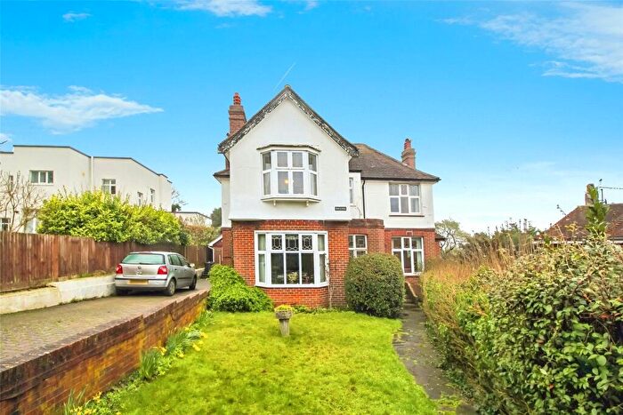 Flat To Rent In Tivoli Crescent North, Brighton, East Sussex, BN1