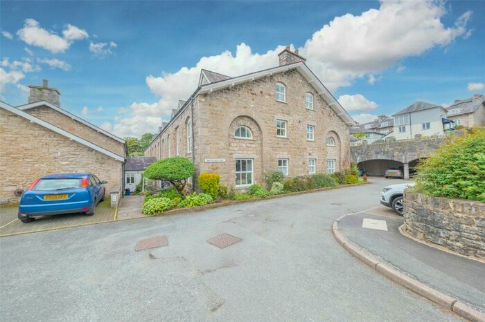 2 Bedroom Maisonette For Sale In High Fellside Court, Kendal, Cumbria, LA9