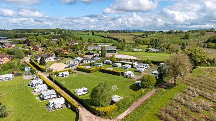 5 Bedroom Detached House For Sale In Ford House Road, Newent, Gloucestershire, GL18