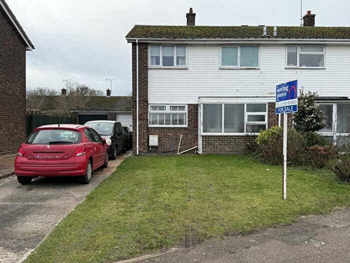 3 Bedroom Semi Detached House For Sale In Rochford Way, Frinton-On-Sea, CO13