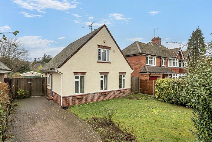 3 Bedroom Chalet For Sale In Ramsbury Drive, Earley, Berkshire, RG6