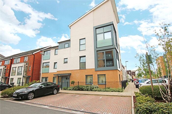 1 Bedroom Flat To Rent In Drake Way, Reading, Berkshire, RG2